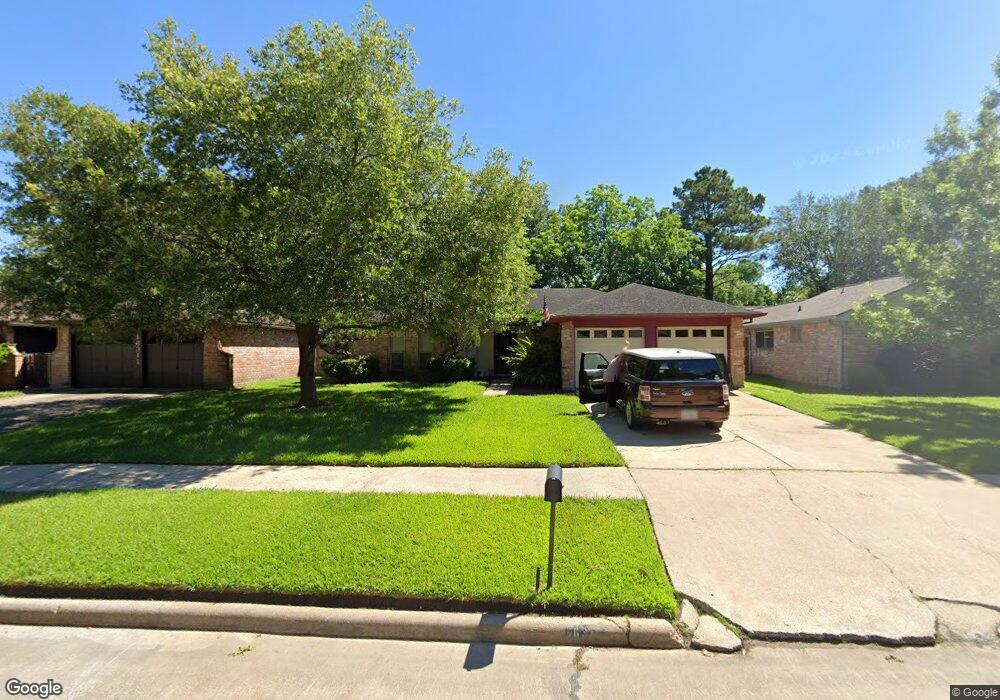 16315 Forest Bend Ave, Friendswood, TX 77546 - photo 1