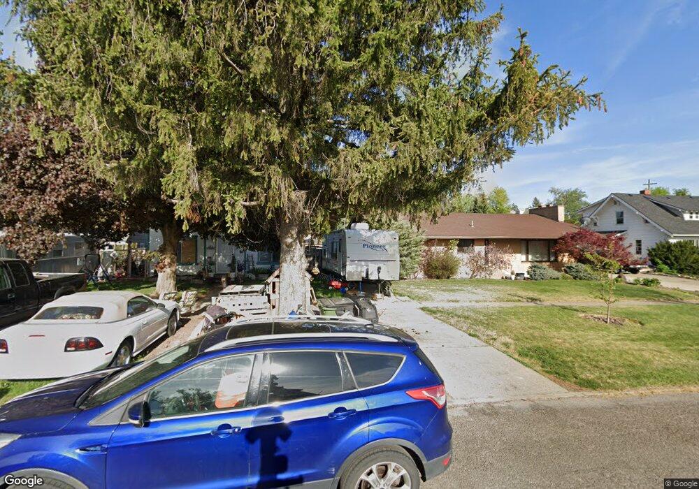 128 N Broadway St, Tekoa, WA 99033 - photo 1