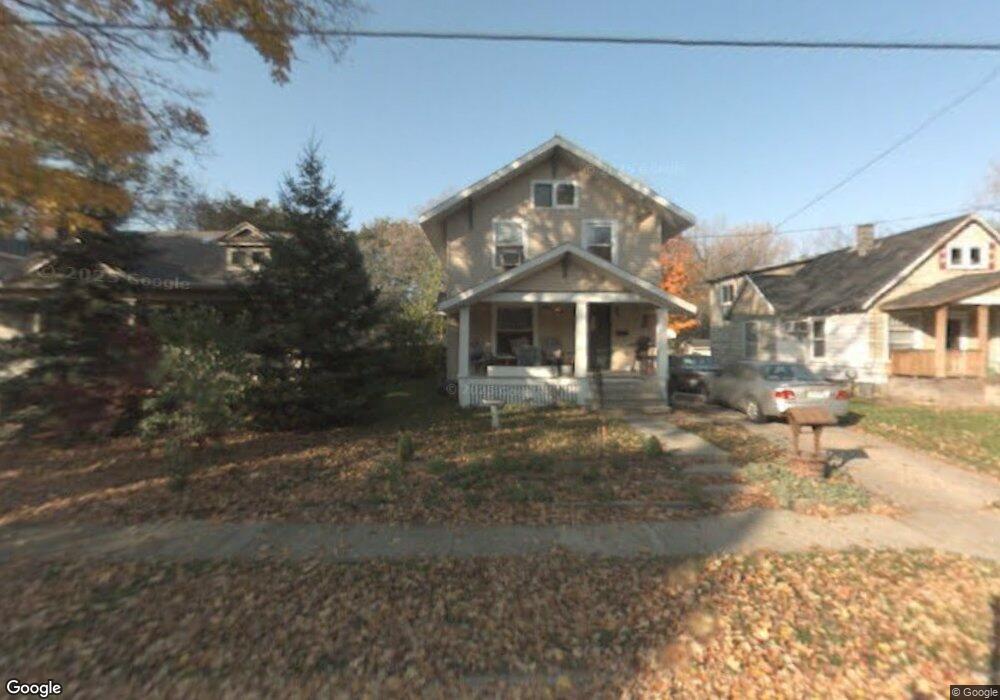 911 Princeton Ave, Lansing, MI 48915 - photo 1