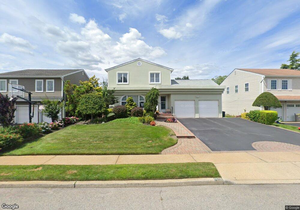 3024 Timothy Rd, Bellmore, NY 11710 - photo 1