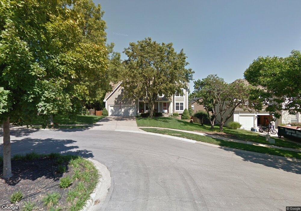 8502 Hallet St, Lenexa, KS 66215 - photo 1