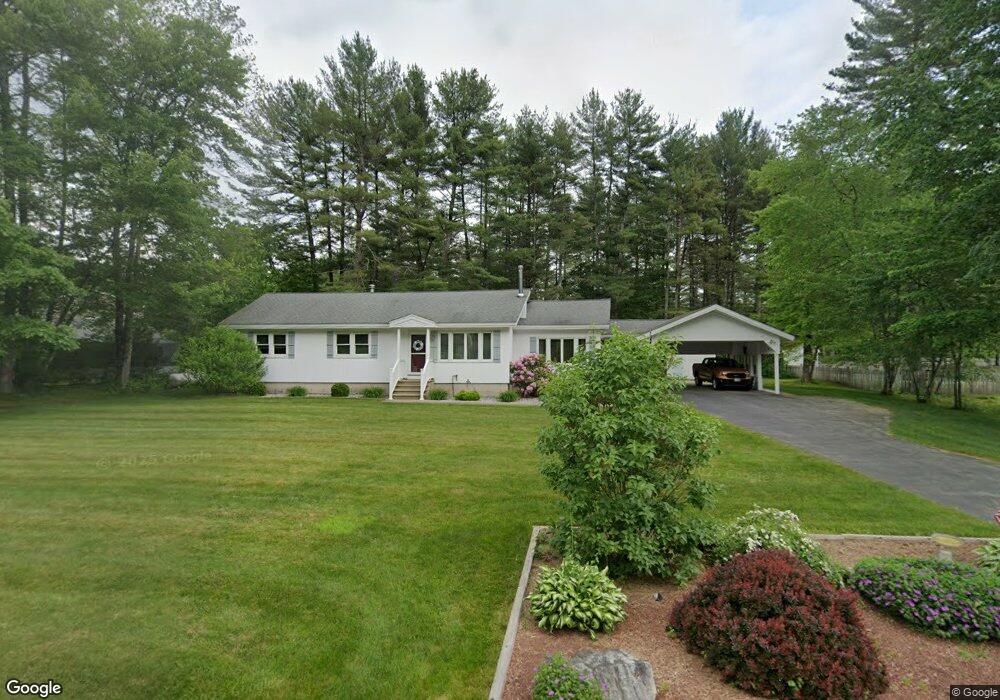 9 Pakesso Cir, Litchfield, NH 03052 - photo 1