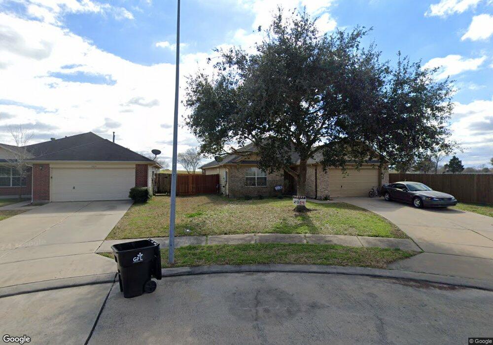 1035 Harrisburg Ct, Rosenberg, TX 77471 - photo 1