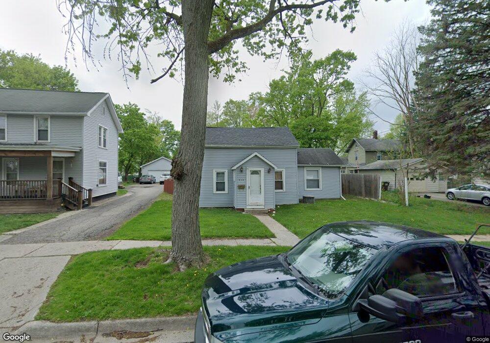 812 E Butler St, Adrian, MI 49221 - photo 1