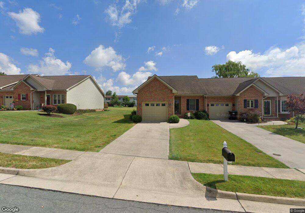 136 Heritage Ln, New Market, VA 22844 - photo 1