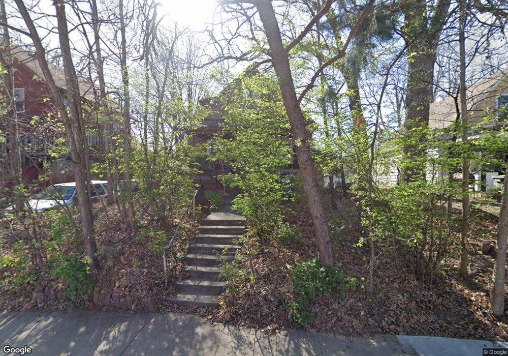 1504 33rd St, Des Moines, IA 50311 - photo 1