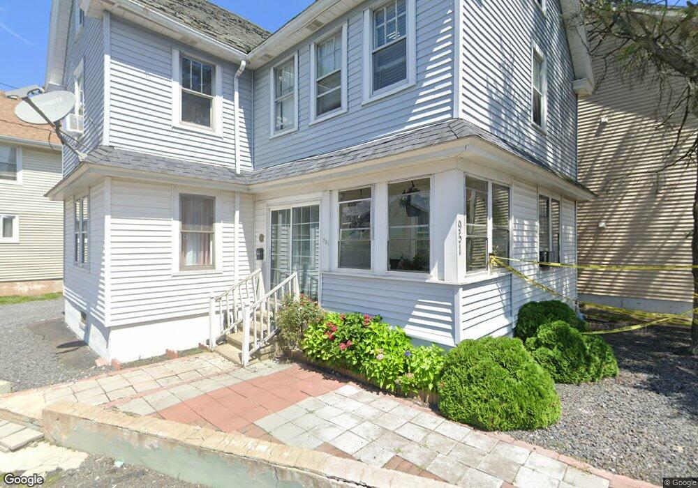 951 W 1st St, Hazleton, PA 18201 - photo 1