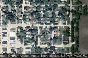 218 2nd St NE, Buffalo Center, IA 50424