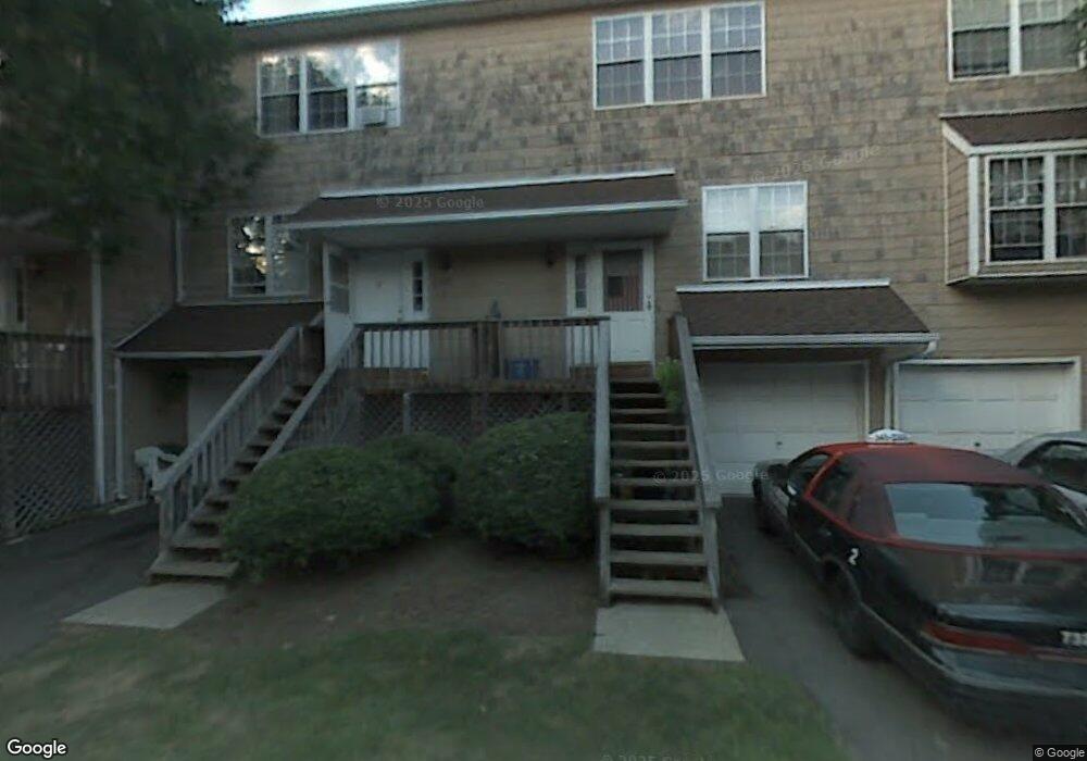 127 Fulton Ct, New Brunswick, NJ 08901 - photo 1