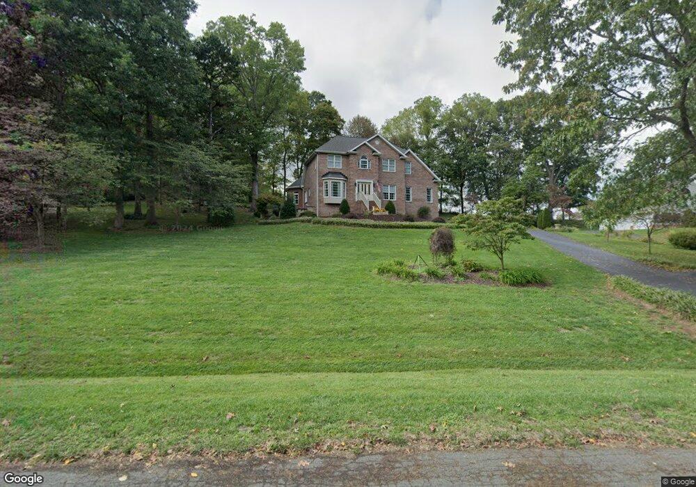 217 Cranberry Dr, Stuarts Draft, VA 24477 - photo 1