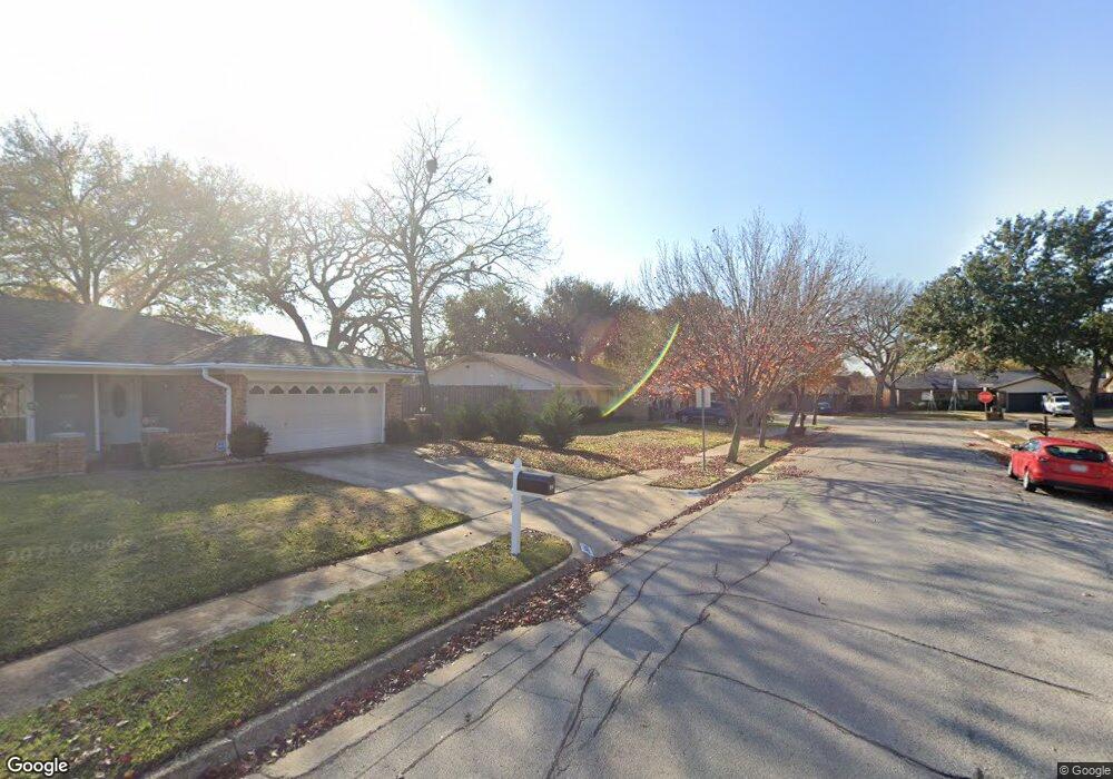 2600 Greenwood Ct, Bedford, TX 76021 - photo 1