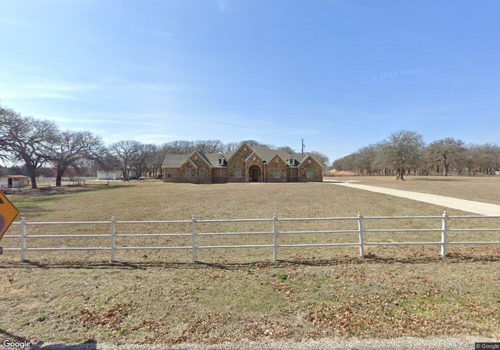 1324 N Cardinal Rd, Azle, TX 76020 - photo 1