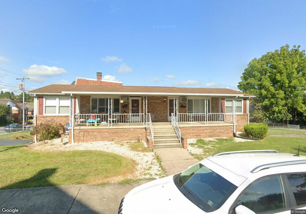 12 N Phillips Ave, Waynesboro, PA 17268 - photo 1