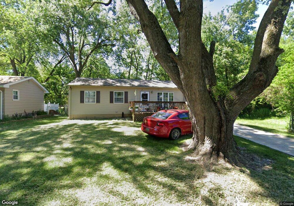 1920 Frazier Ave, Des Moines, IA 50315 - photo 1