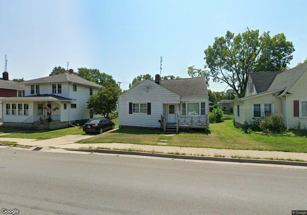 319 E 7th St, Auburn, IN 46706 - photo 1