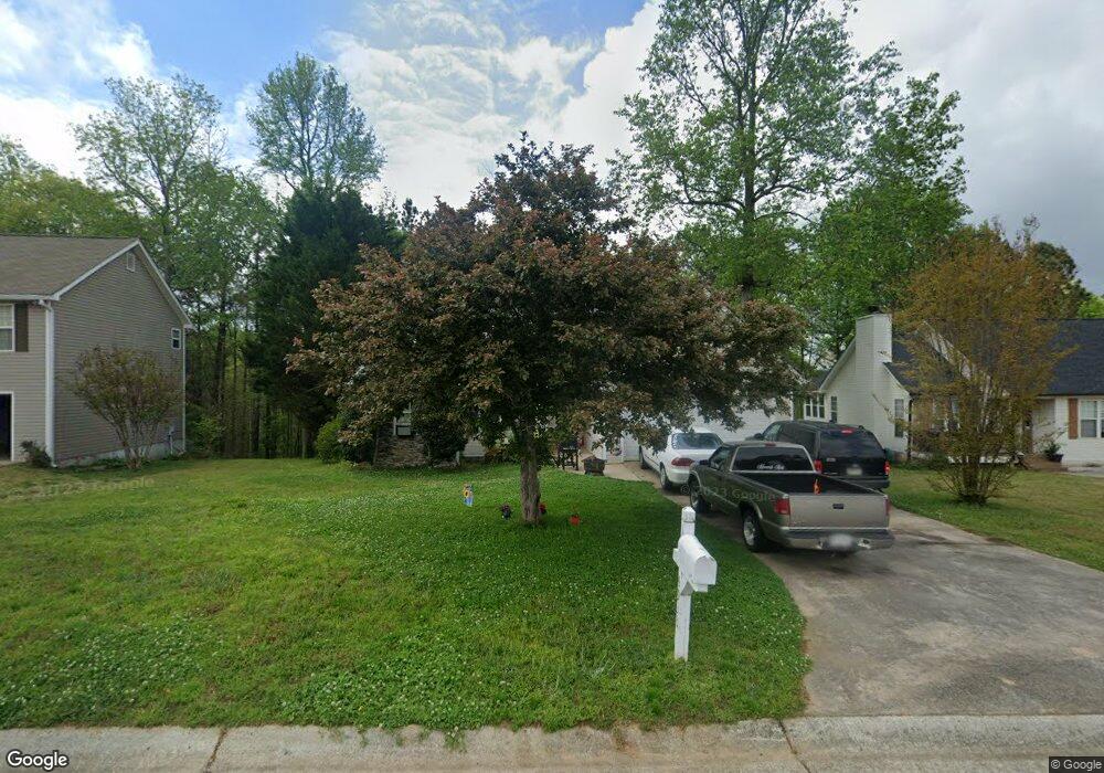 4933 Sunny Ridge Ct, Flowery Branch, GA 30542 - photo 1