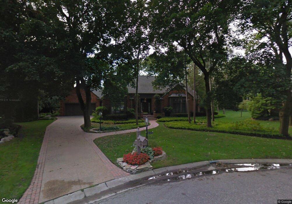 782 Emerson Way Ct, Bloomfield Hills, MI 48304 - photo 1