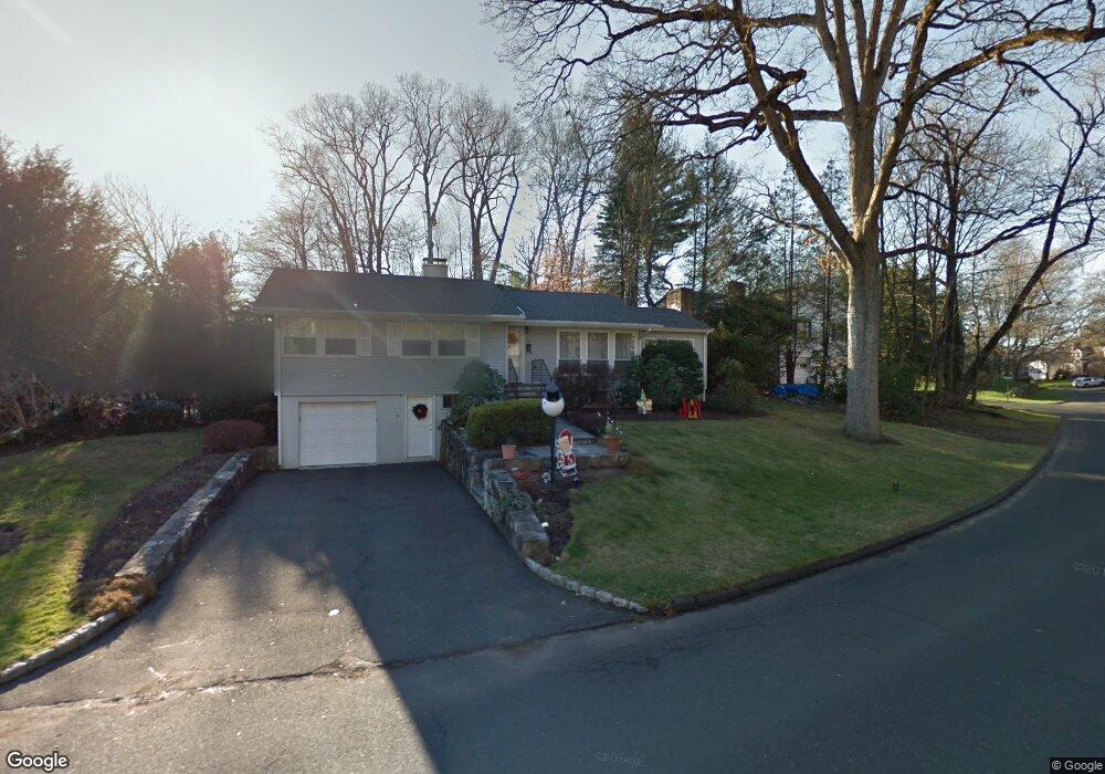 26 Skylark Rd, Greenwich, CT 06830 - photo 1