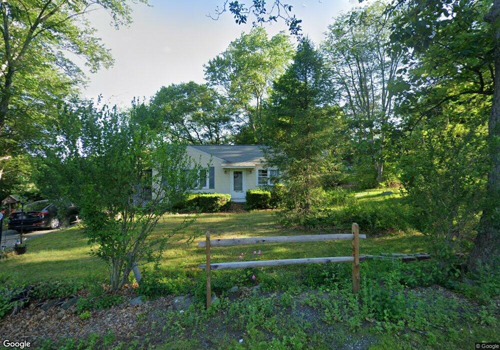 578 Marsh Hill Rd, Dracut, MA 01826 - photo 1