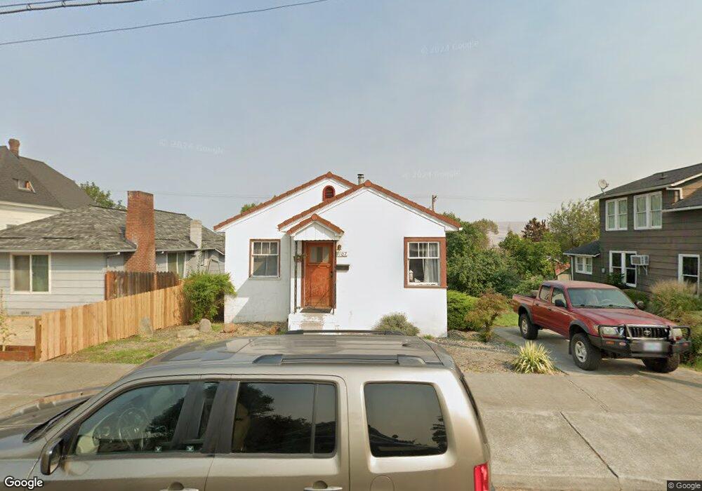 1107 E 11th St, the Dalles, OR 97058 - photo 1