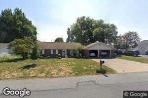 128 School Ln, Elizabethtown, PA 17022