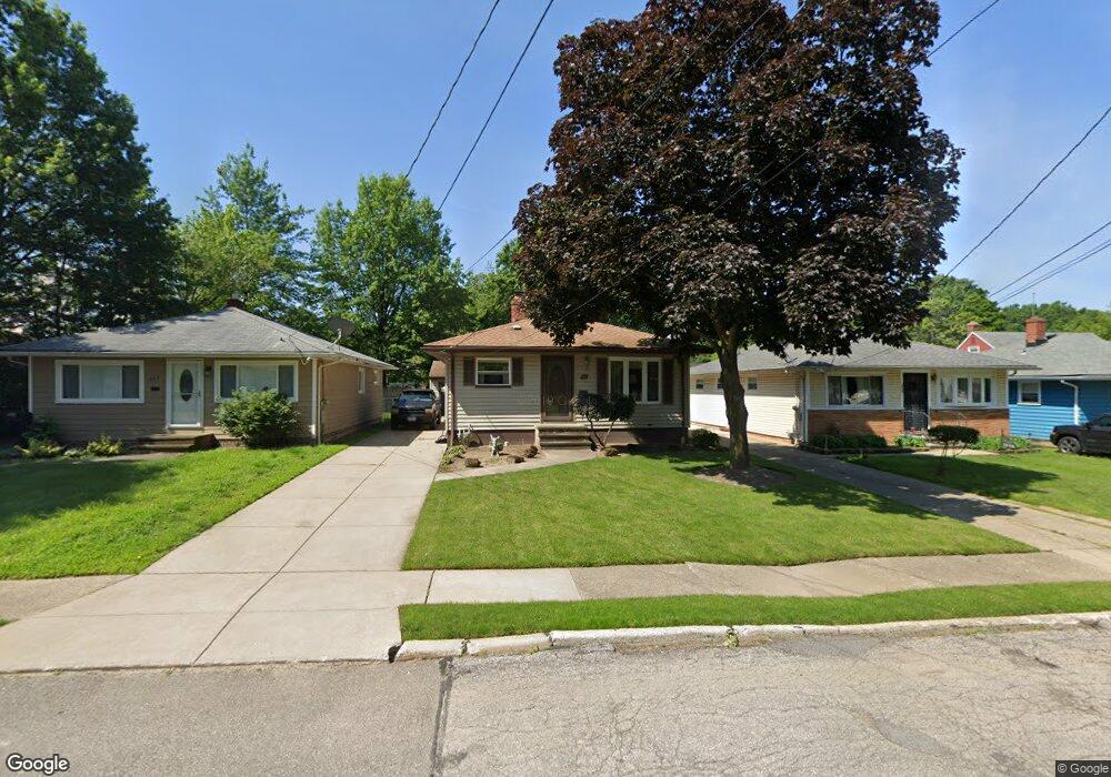 1842 E 296th St, Wickliffe, OH 44092 - photo 1