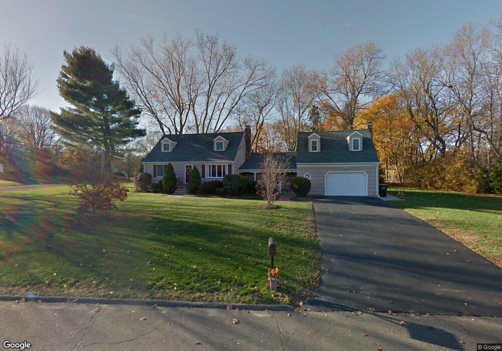 5 Linley Rd, Trumbull, CT 06611 - photo 1