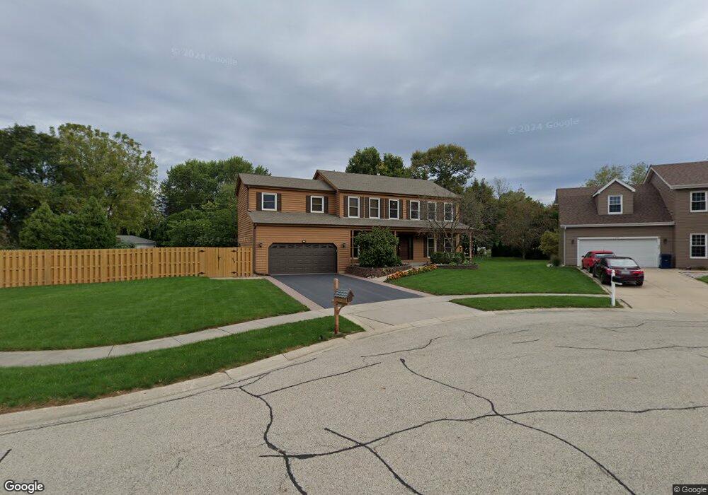 314 Olin Ct, Algonquin, IL 60102 - photo 1