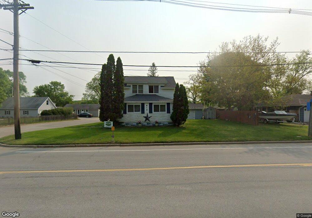 815 N Hudson St, Lowell, MI 49331 - photo 1