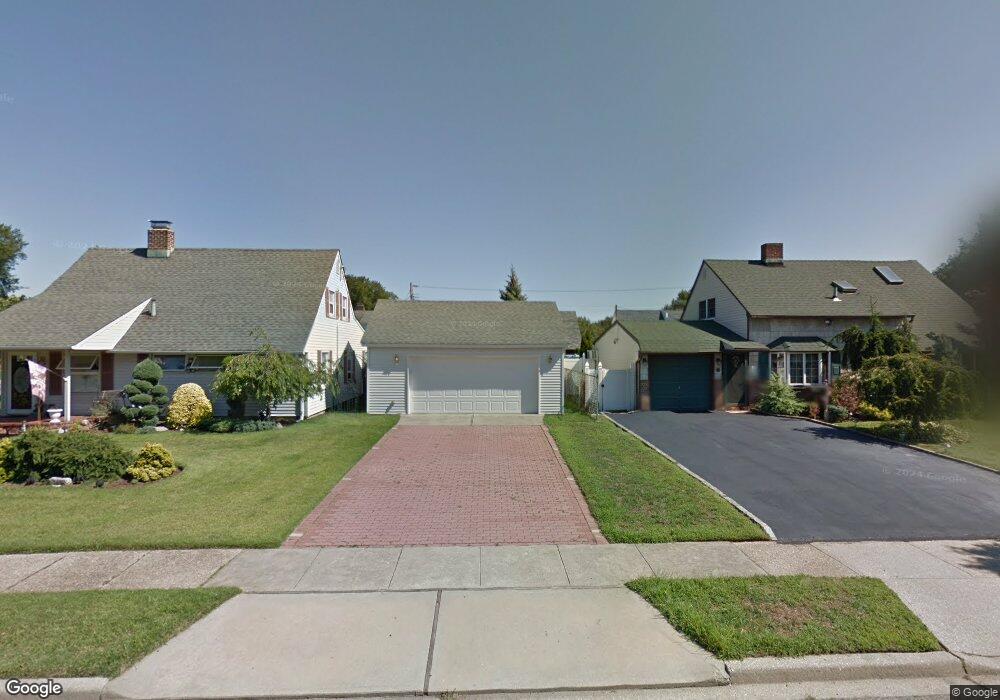 3 Star Ln, Levittown, NY 11756 - photo 1