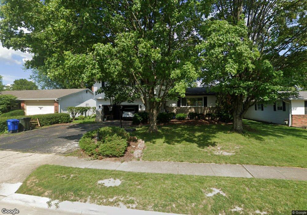 4736 Esterbrook Rd, Columbus, OH 43229 - photo 1