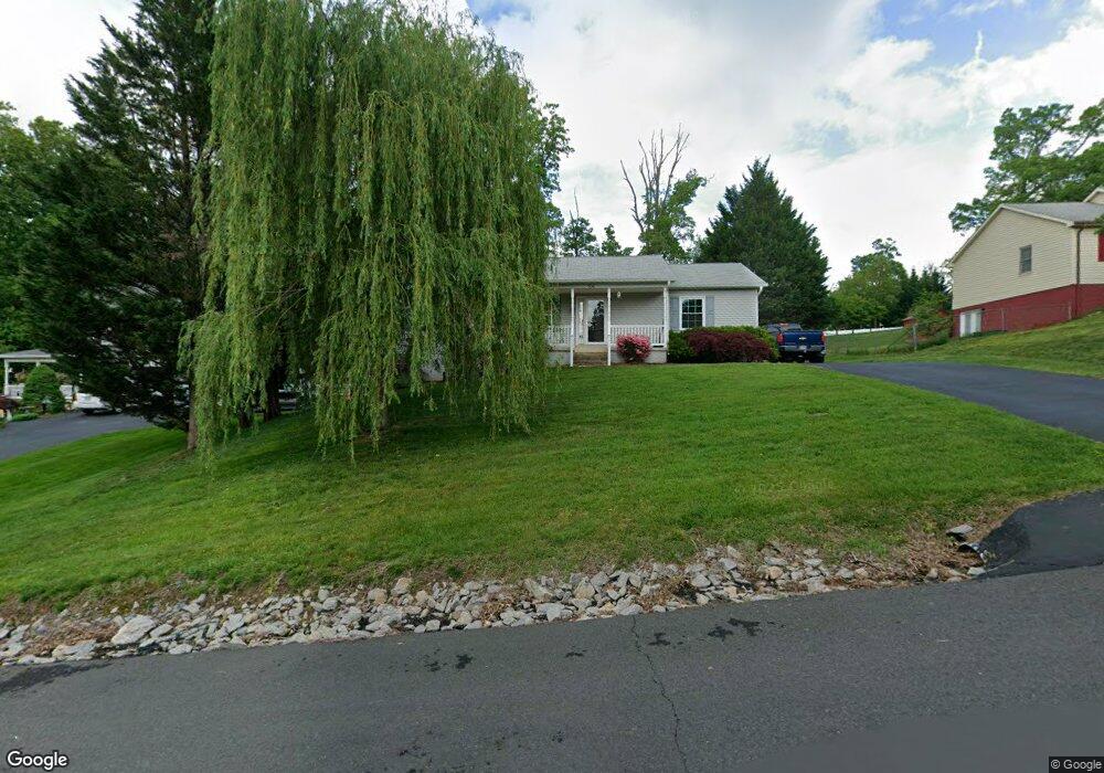 9016 Jameson St, Lorton, VA 22079 - photo 1