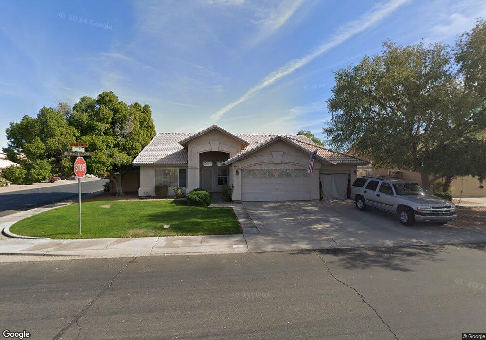 953 N Hazelton Ct, Chandler, AZ 85226 - photo 1