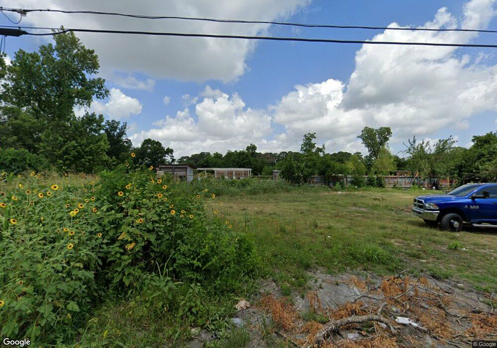 7321 Parkes St, Houston, TX 77088 - photo 1