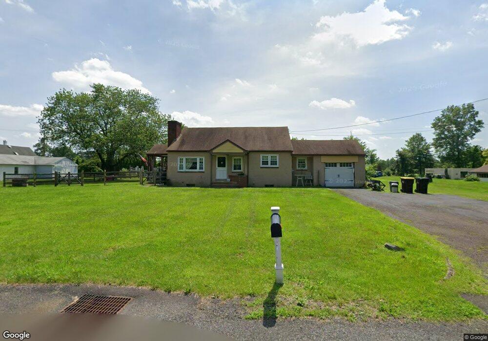 6024 N Worthington Rd, Doylestown, PA 18902 - photo 1