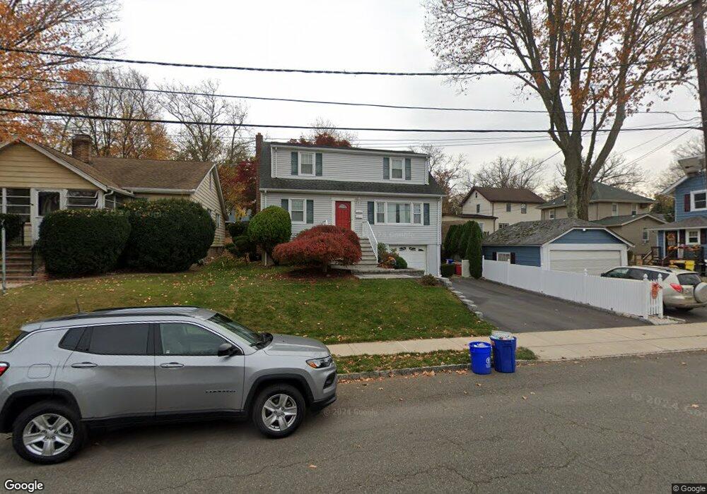 6 Parkway W, Caldwell, NJ 07006 - photo 1