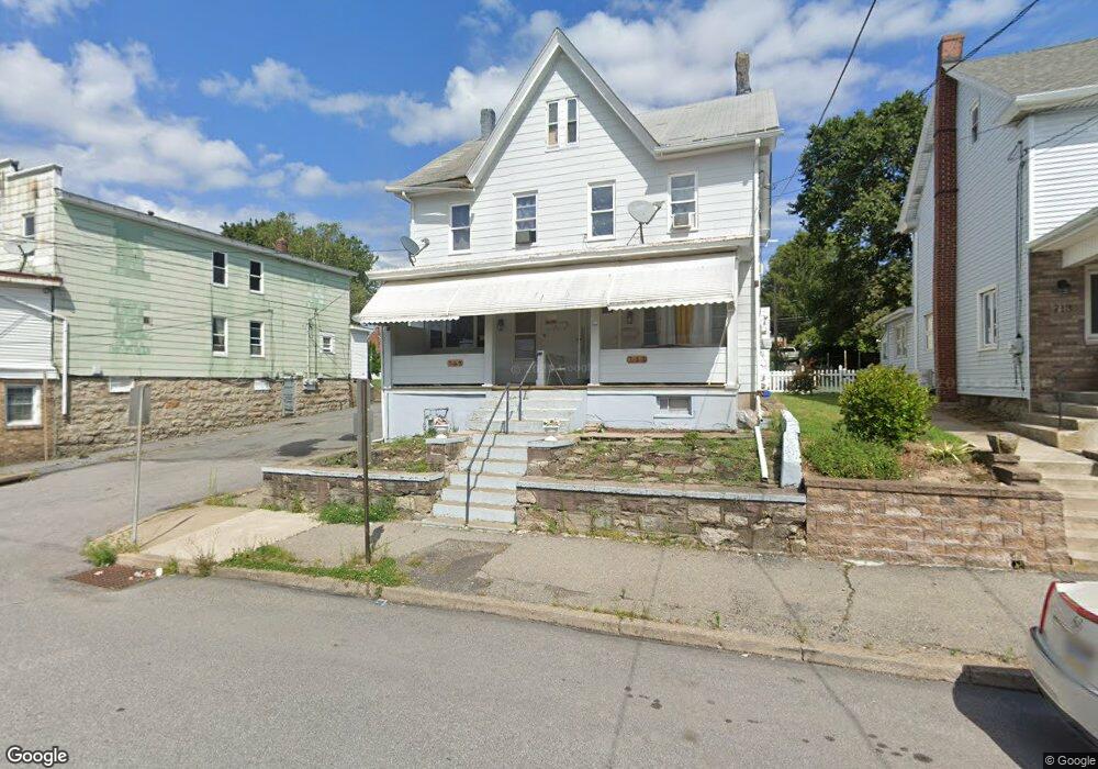 719 N Vine St, Hazleton, PA 18201 - photo 1