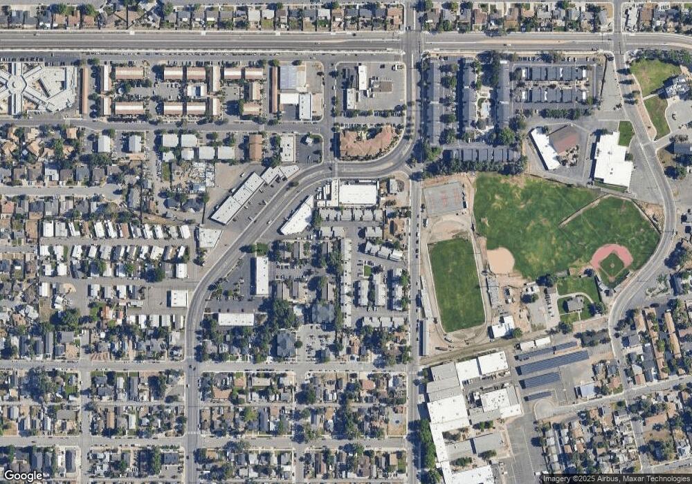 1051 Adrian Way unit 22, Sparks, NV 89431 - photo 1