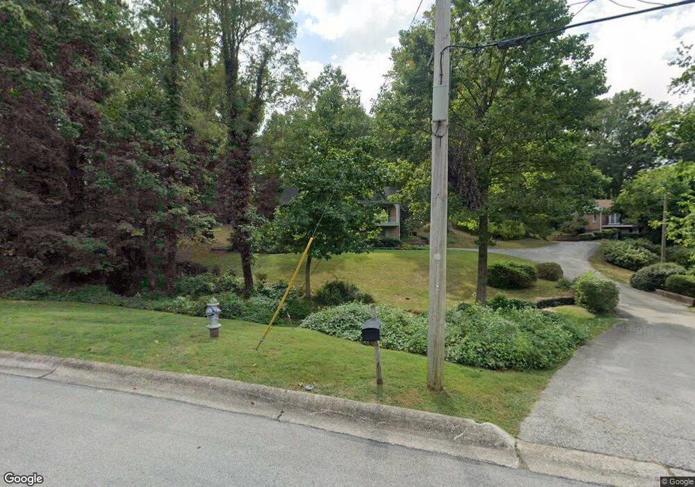 821 Vauclain Rd, Bryn Mawr, PA 19010 - photo 1