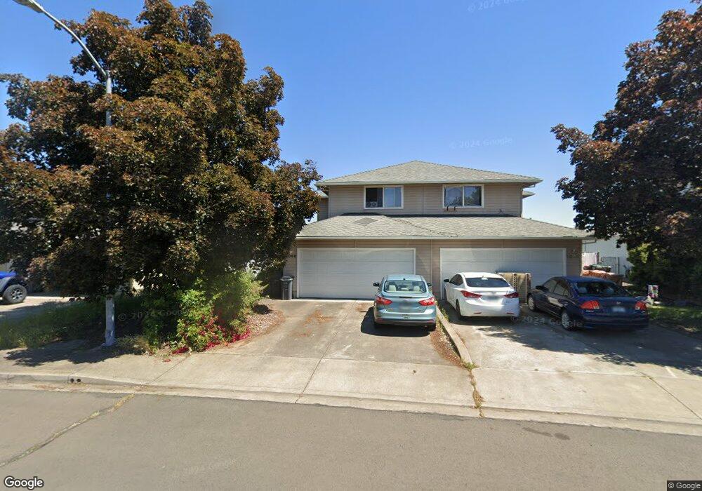 1096 Glengrove Ave, Central Point, OR 97502 - photo 1