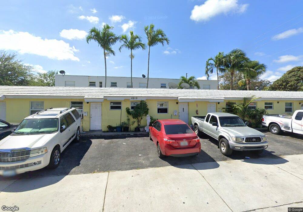 2919 Broadway unit 4, West Palm Beach, FL 33407 - photo 1