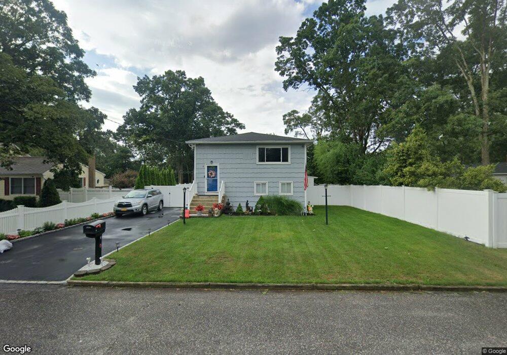 4 Blossom Ave, Holtsville, NY 11742 - photo 1