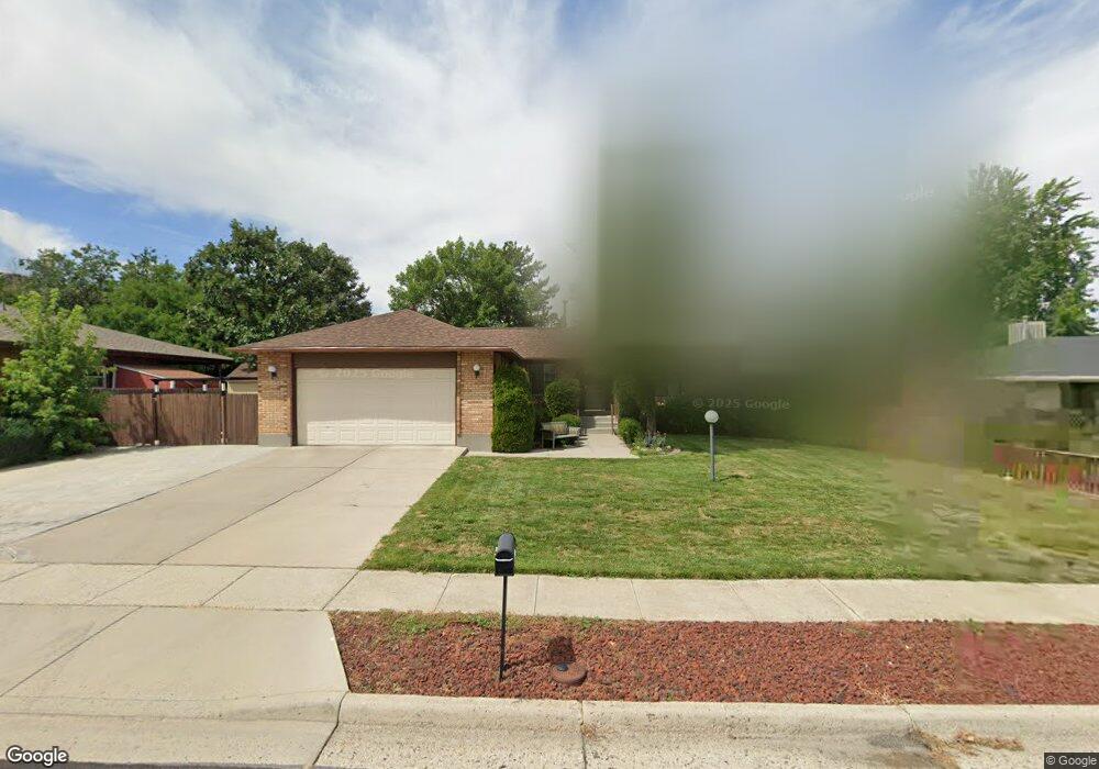 8350 S Azul Way, Sandy, UT 84093 - photo 1