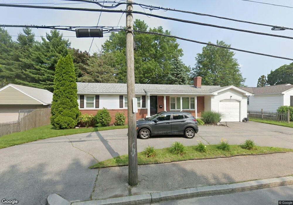 394 Budlong Rd, Cranston, RI 02920 - photo 1