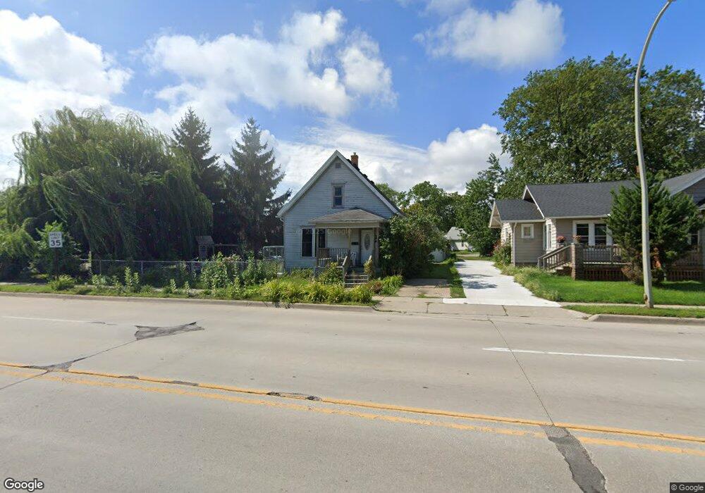 1206 Water St, Port Huron, MI 48060 - photo 1