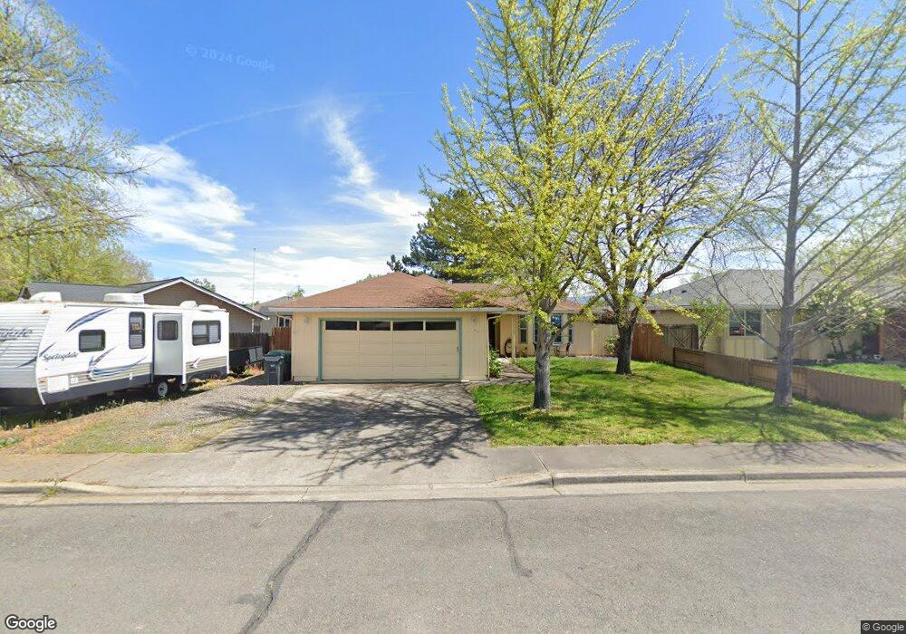 311 Joseph St, Central Point, OR 97502 - photo 1