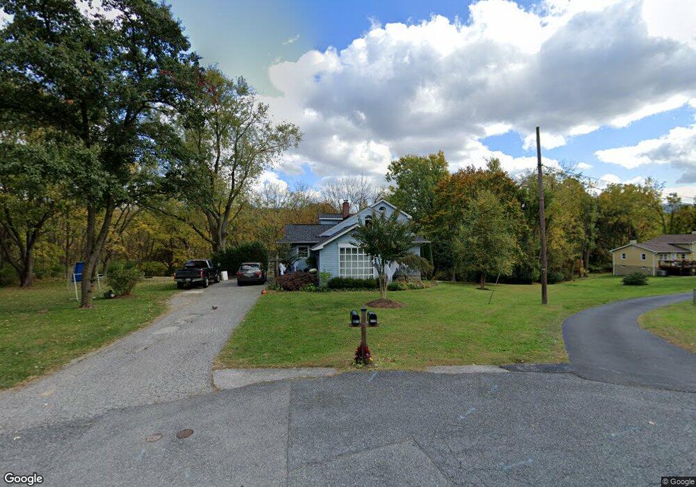 1304 Terrace Ct, Sykesville, MD 21784 - photo 1