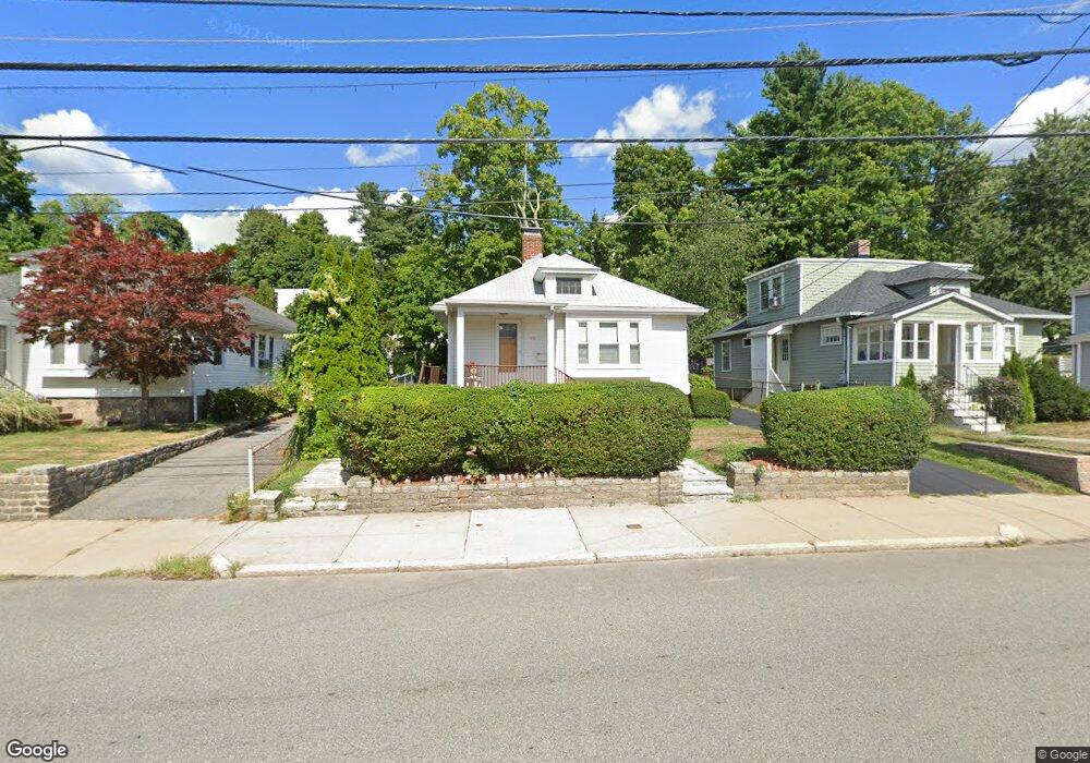 619 Lagrange St, West Roxbury, MA 02132 - photo 1
