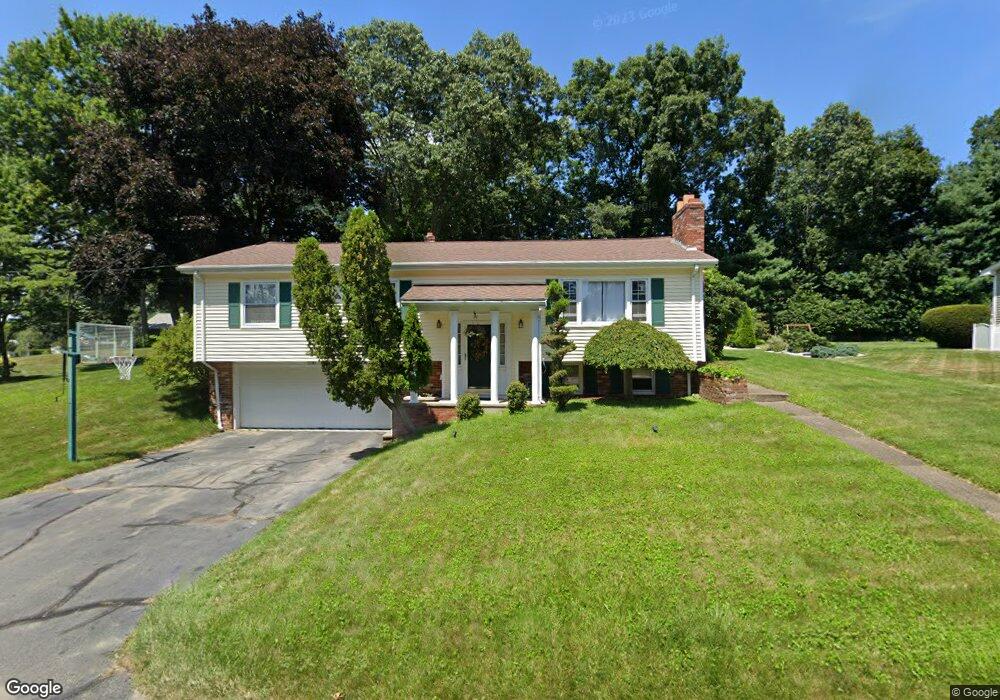 31 Willis Dr, Cumberland, RI 02864 - photo 1