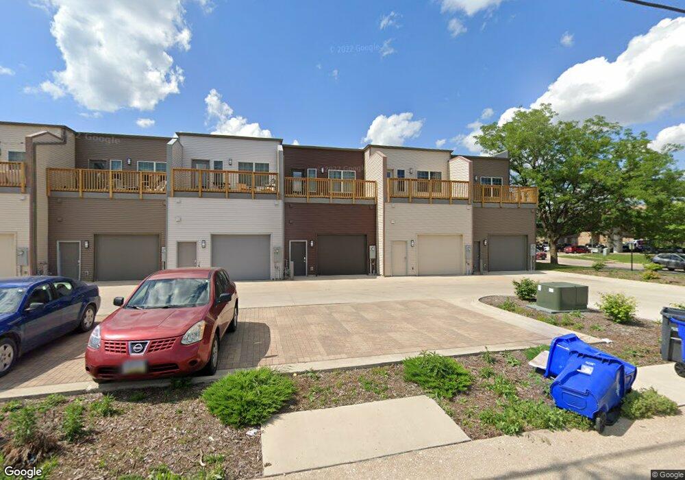 409 2nd Ave SW, Cedar Rapids, IA 52404 - photo 1